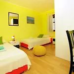 Olive's Garden House - Three Bedroom With Terrace And Sea View بيت للعطل فيلا لوكا