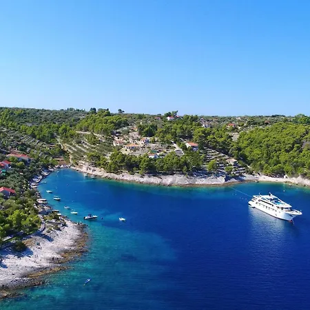 Olive's Garden House - Three Bedroom With Terrace And Sea View *