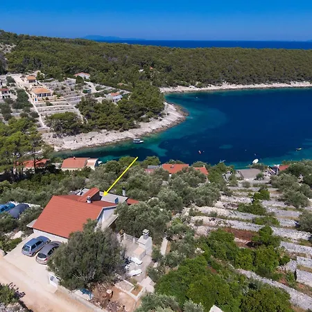 Olive's Garden House - Three Bedroom With Terrace And Sea View *